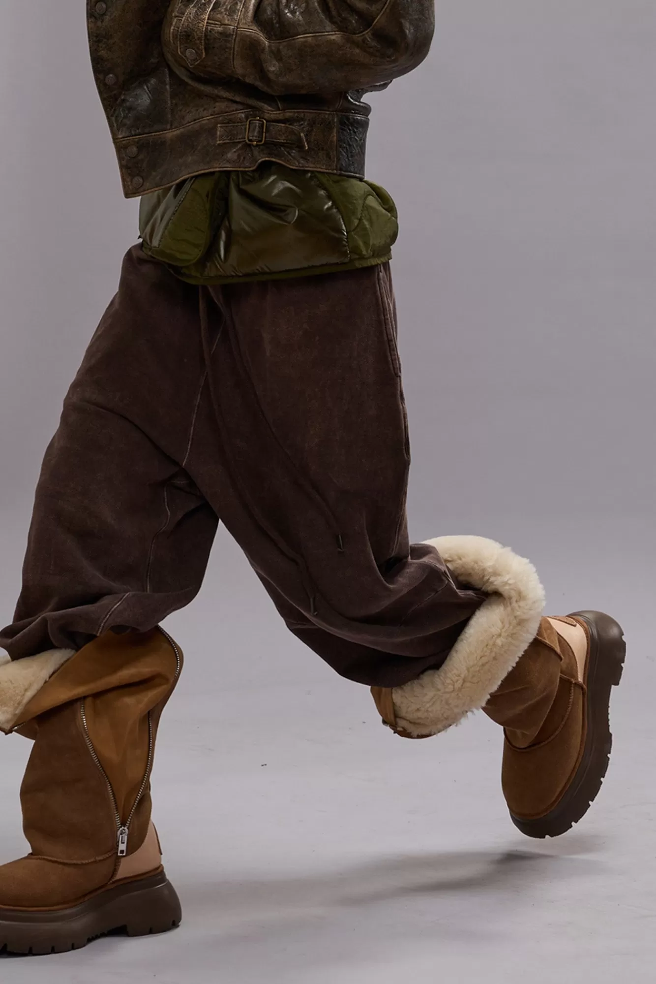 Pants & Shorts<R13 ARTICULATED KNEE SWEATPANT - BROWN