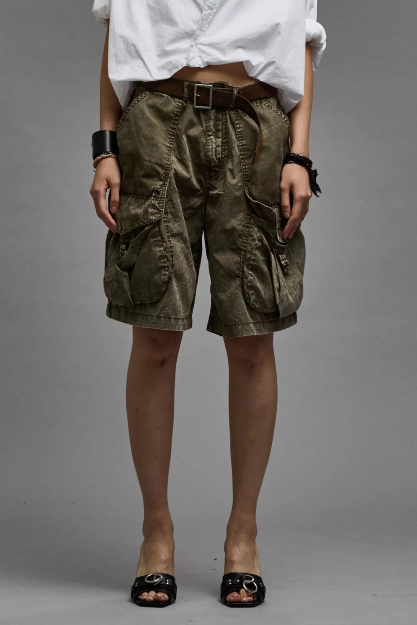 Pants & Shorts<R13 MULTIPOCKET RELAXED SHORT - OLIVE GARMENT DYE