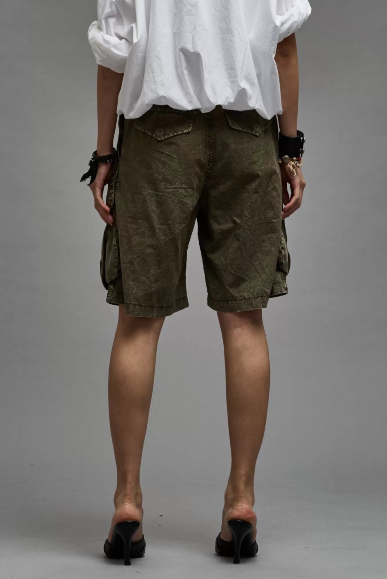 Pants & Shorts<R13 MULTIPOCKET RELAXED SHORT - OLIVE GARMENT DYE