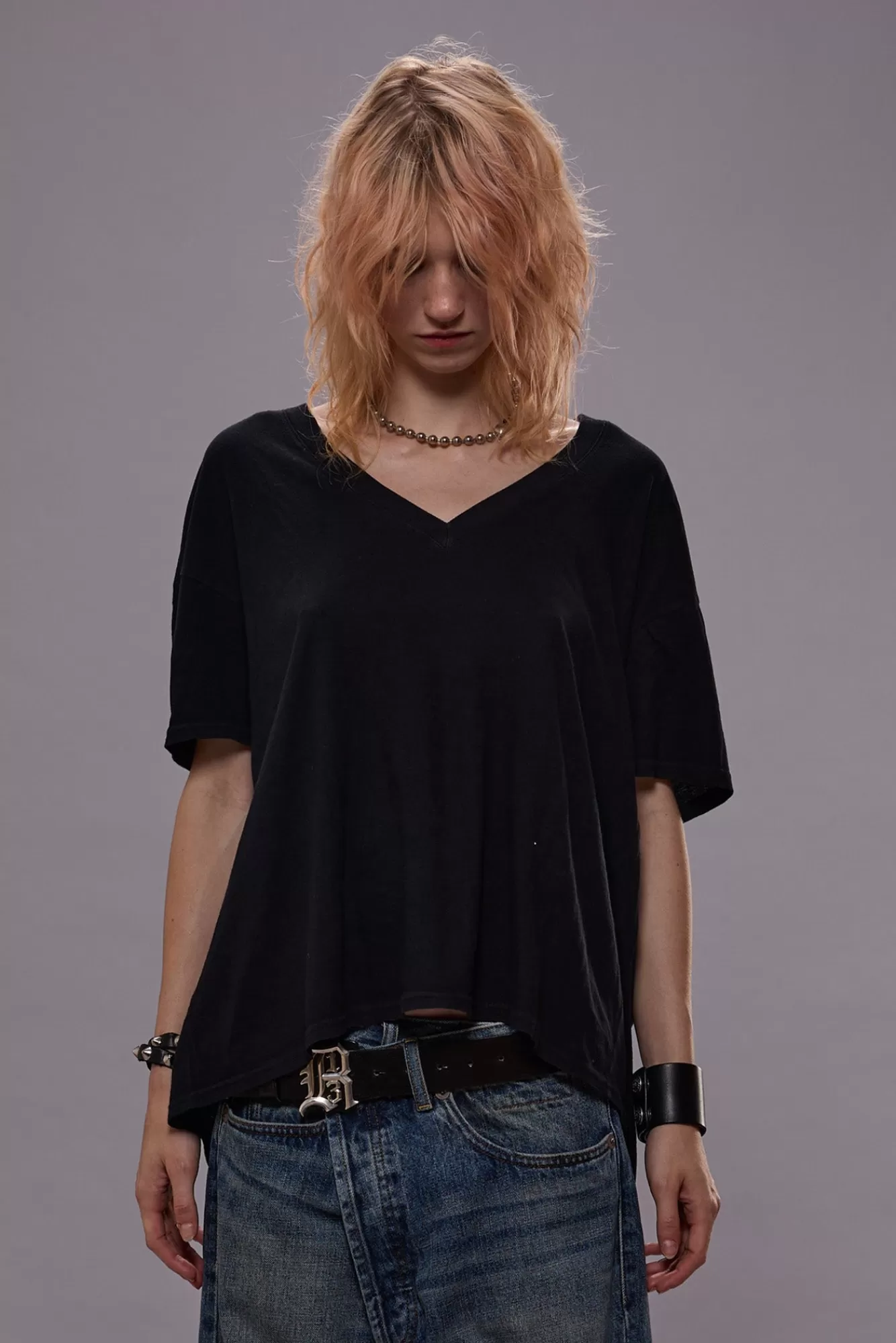 T-Shirts<R13 RELAXED CASHMERE V-NECK - BLACK