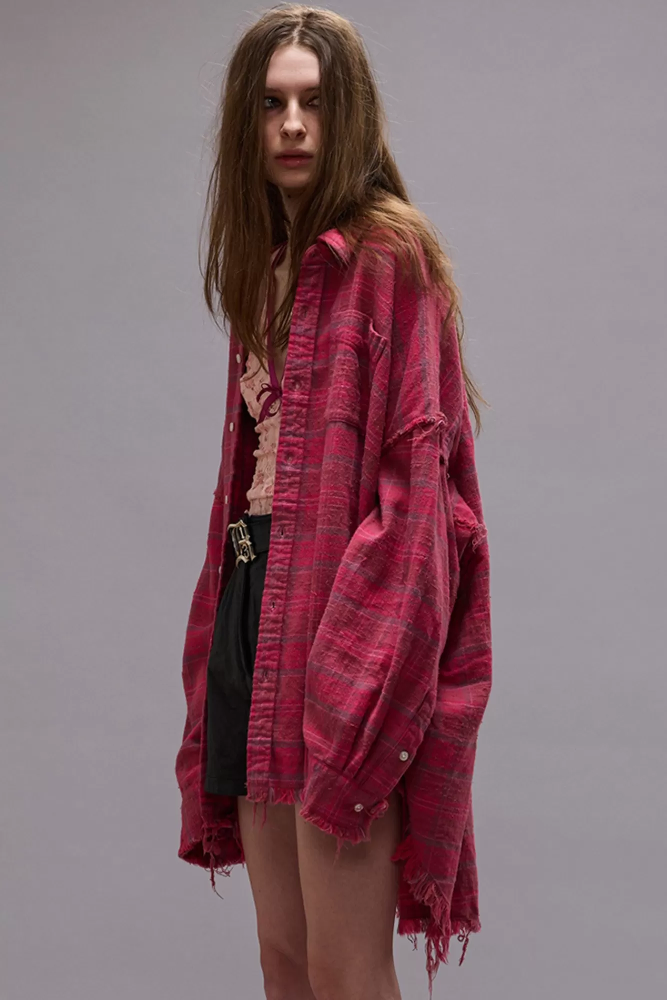 Tops<R13 SHREDDED SEAM DROP NECK SHIRT - RASPBERRY OVERDYED PLAID