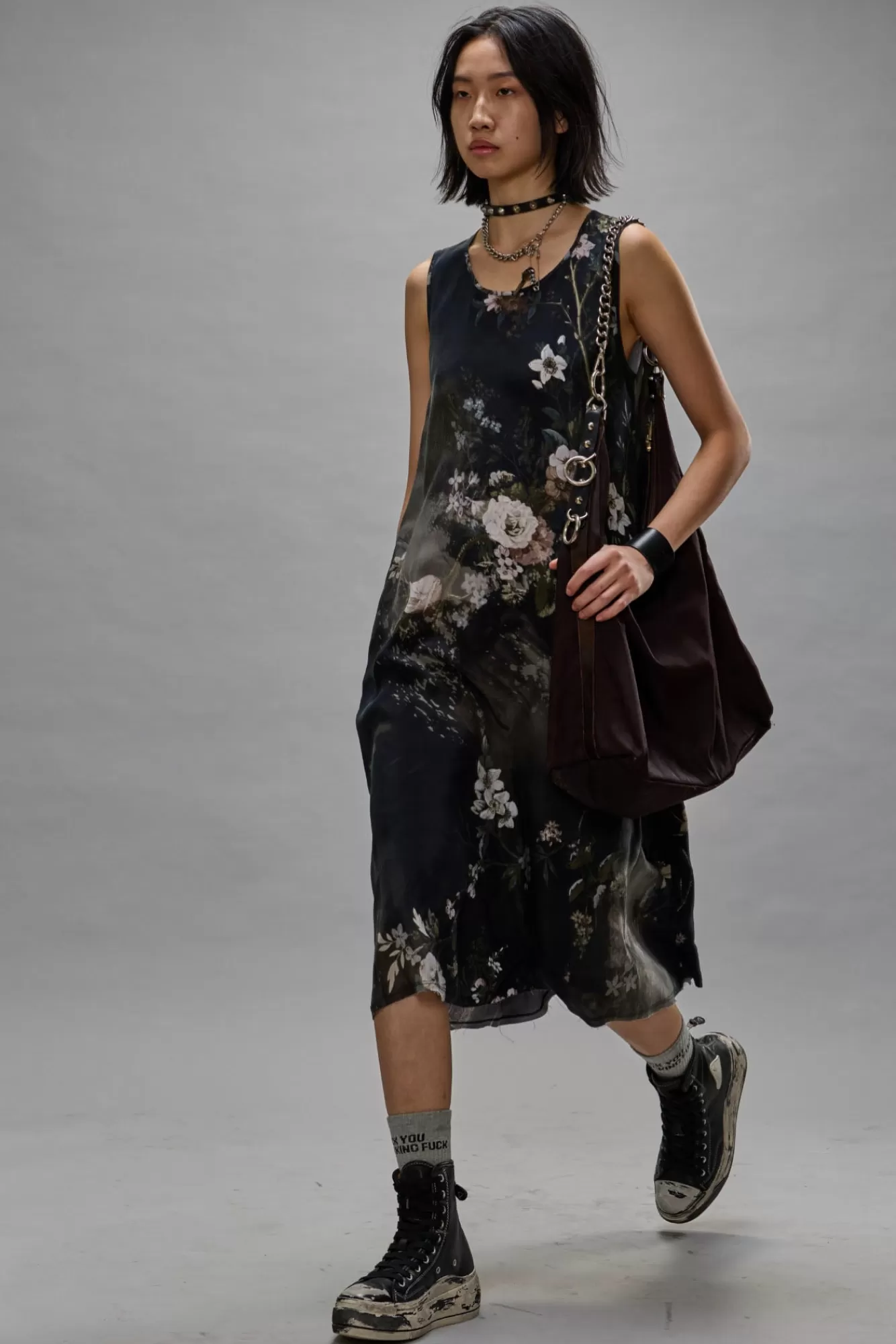 Dresses & Skirts<R13 SLEEVELESS MIDI - BLEACHED BLACK FLORAL